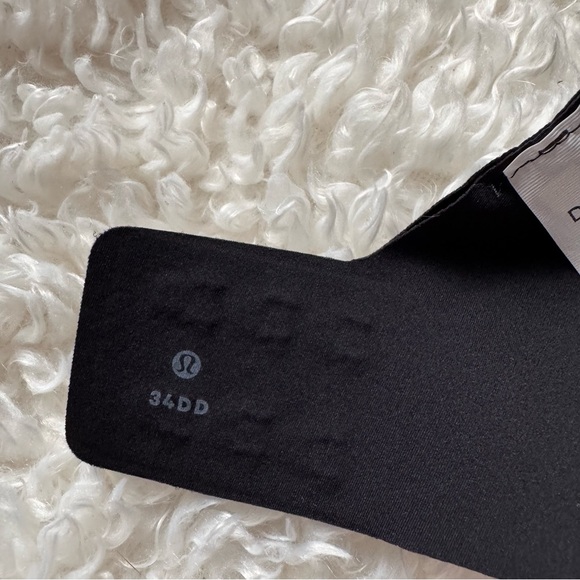 Lululemon Black Like Nothing Bra Lightweight Light Support Size 34DD - Picture 7 of 10